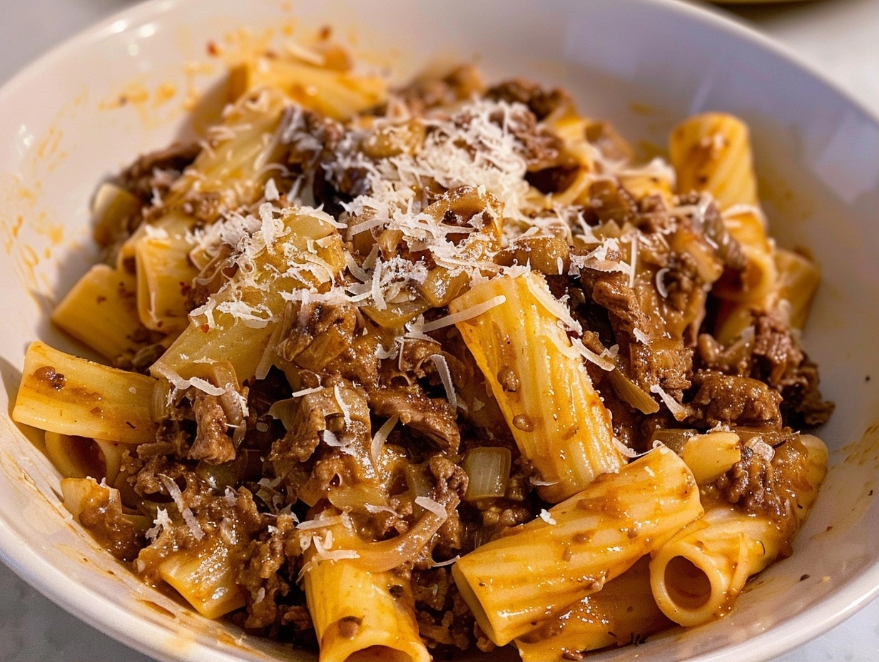 Easy 20-Minute Prep Pasta alla Genovese: Authentic Beef and Onion Ragù 4 Pasta alla Genovese (Beef and Onion Ragù) Recipe