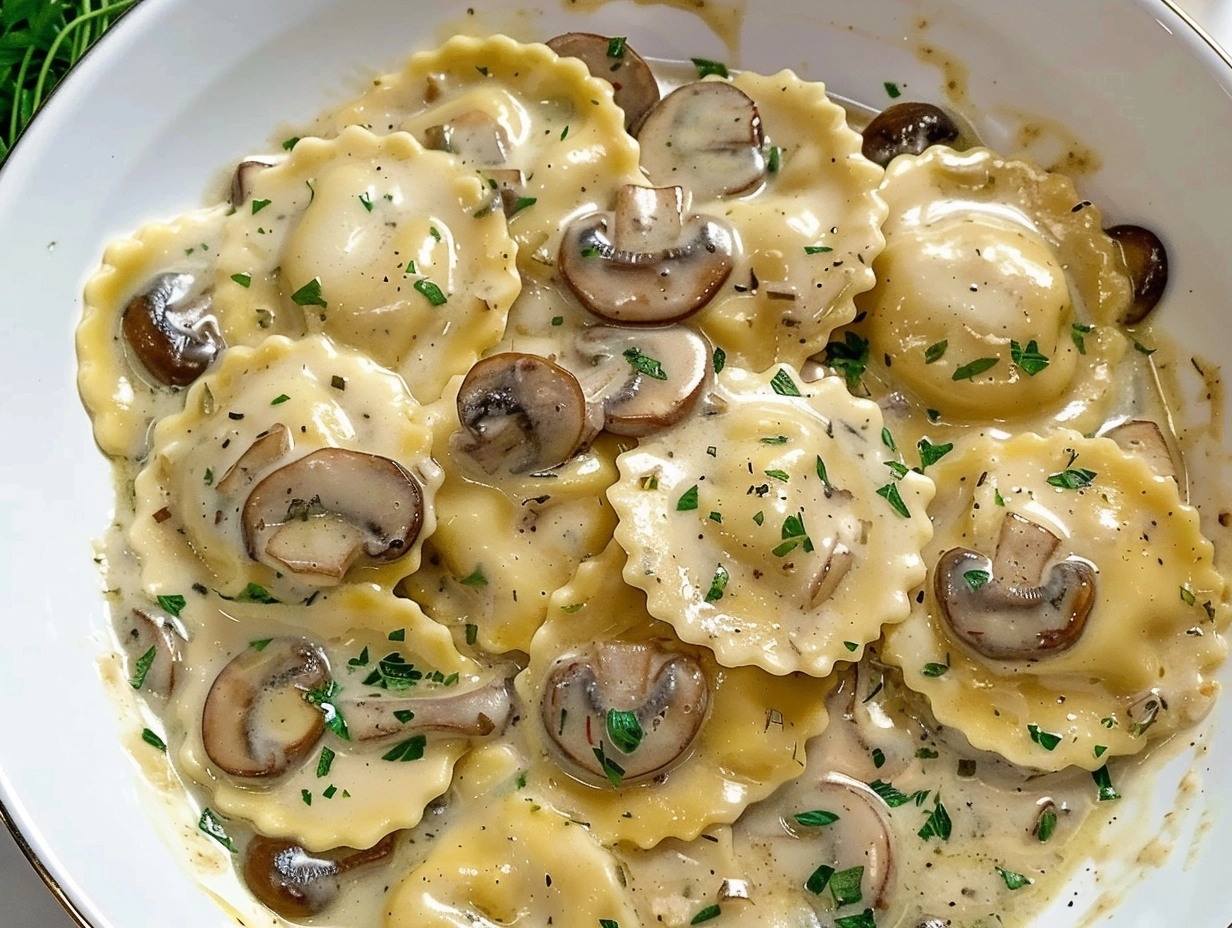 10-Minute Mushroom Ravioli Sauce: Easy and Creamy Pasta Dinner 5 image 1783320945919